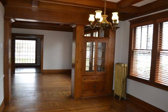 Photo - 211 N Spring Ave Unit 02