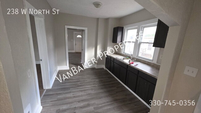 Photo - 238 W North St