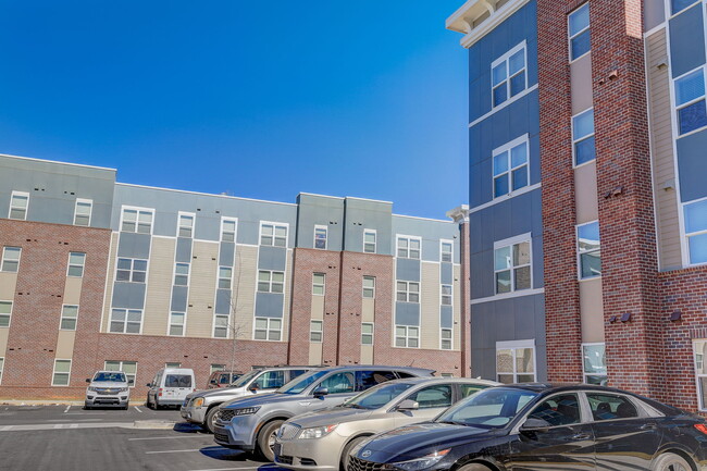 Photo - Reserve at Hollywood