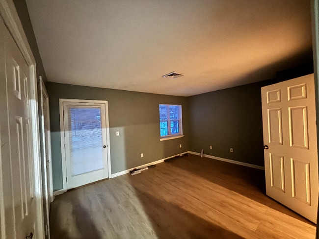 Photo - 142 Marjorie Ln