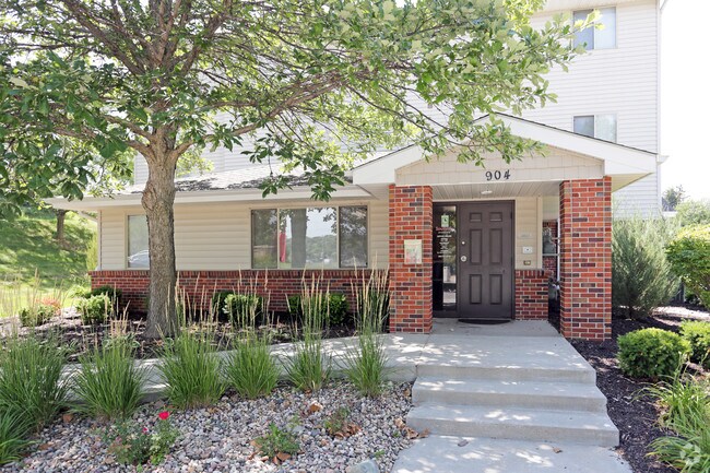 Leasing Office - South Hills