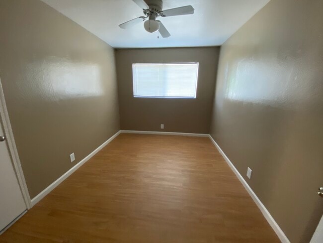 Photo - Woodside Place