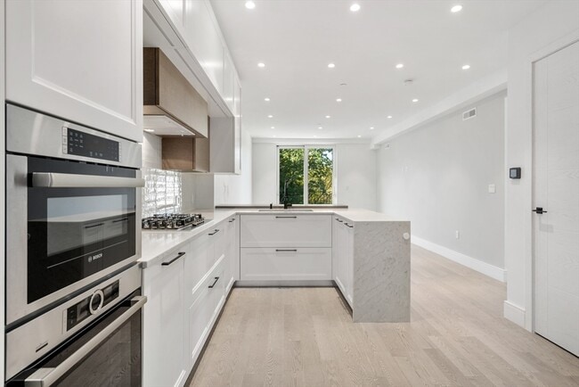 Photo - 69 Walnut St Condo Unit 2