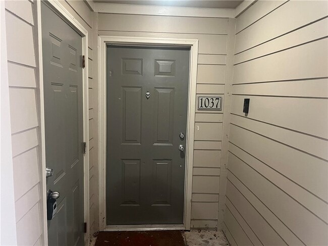 Building Photo - 833 Old Greenville Hwy Unit 1037