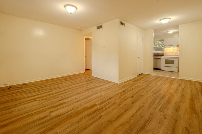 Photo - 50 Springdale St Unit 1