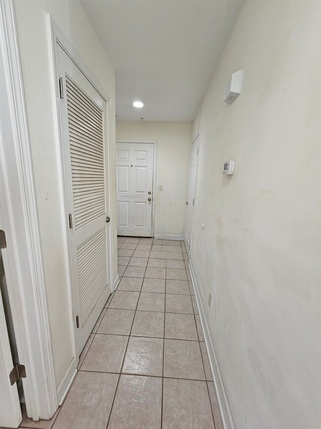 Photo - 1215 N Middleton Dr