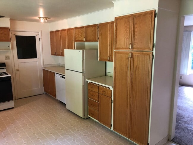 Photo - Charming 2 or 3 bedroom, 1 bath home in Great Location!