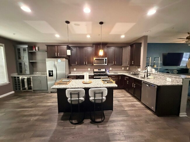 Building Photo - 5217 Forest Pines Dr