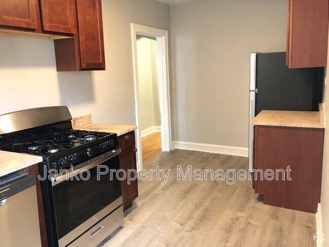 Building Photo - 2909 W 56th St Unit 1 Rental