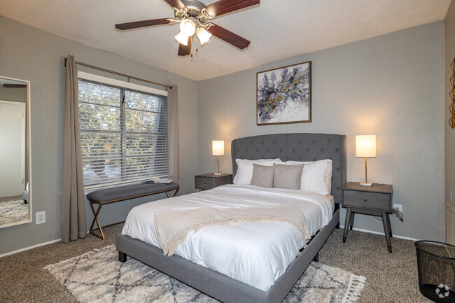 2BR, 1.5BA - 1,018SF - Bedroom