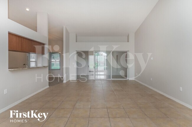 Photo - 5718 Wedgefield Dr