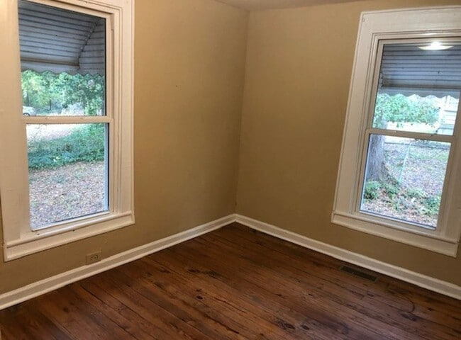 Photo - 541 N 13th St
