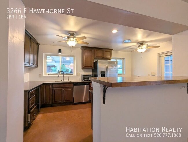 Photo - 3266 E Hawthorne St