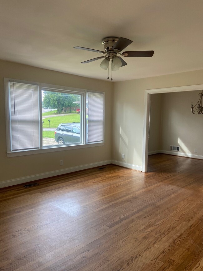 Photo - 3188 Valley Park Dr