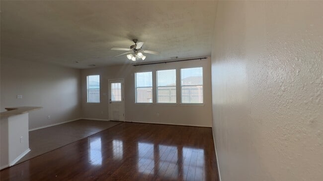 Building Photo - 25235 Boulder Bend Ln Rental