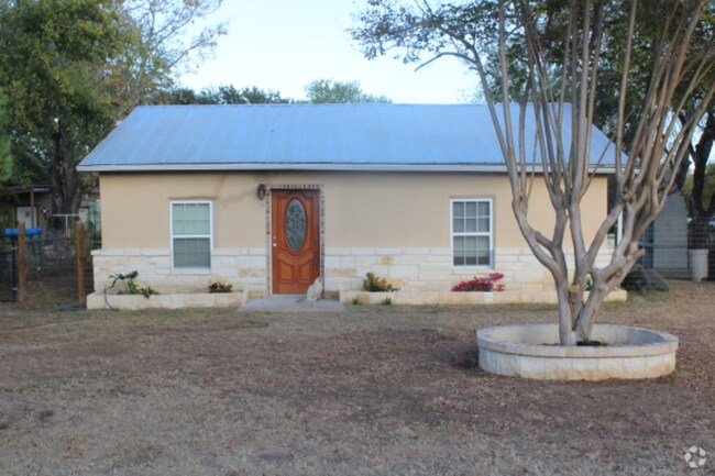 Building Photo - 18524 N Benton St Rental