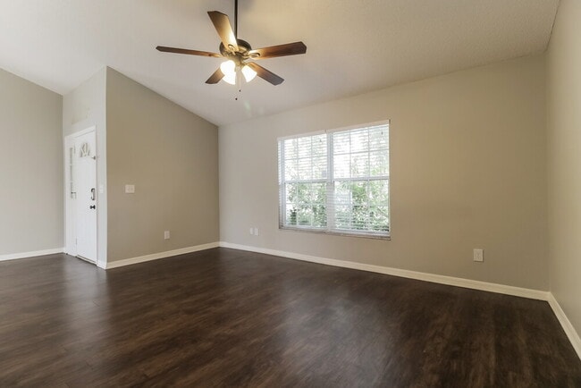 Photo - 70 Pine Arbor Dr