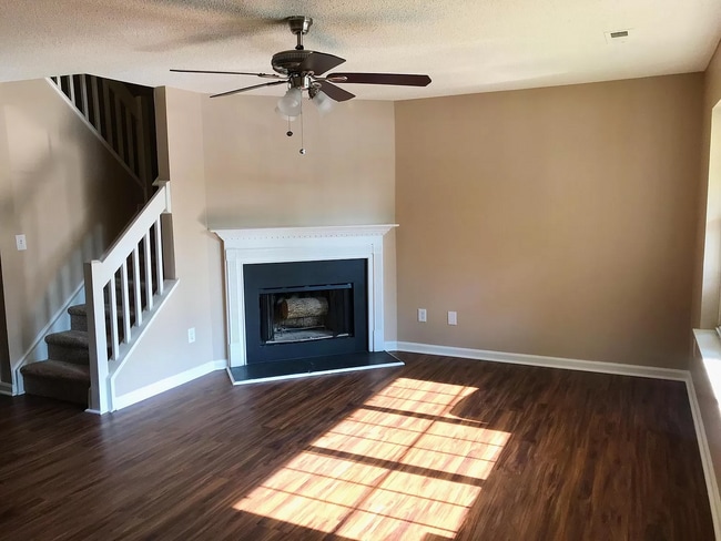 Photo - 5734 Prescott Ct