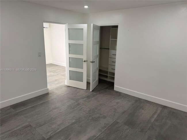 Photo - 731 E 19th St