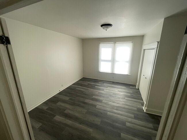 Photo - 1606 Grove St