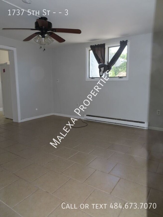 Photo - 1737 5th St Unit 3