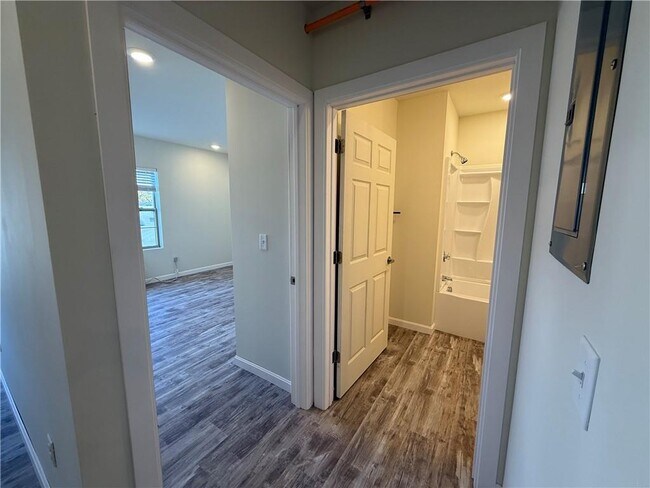 Photo - 327 Pine St Unit 3002