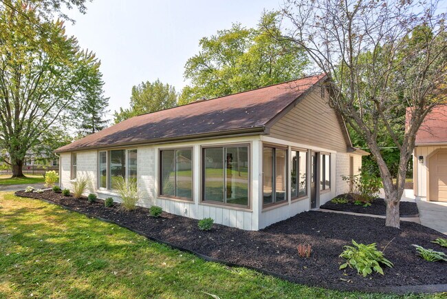 Photo - 7925 Otto St