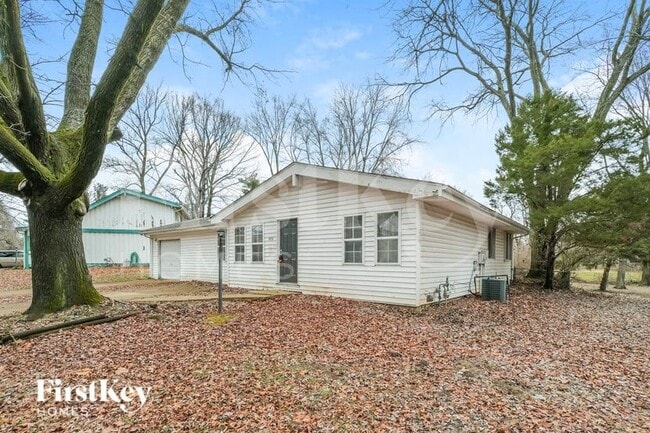 Photo - 979 Dawnview Dr