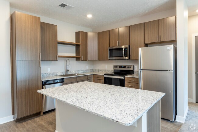 1 HAB, 1 BA - Madison