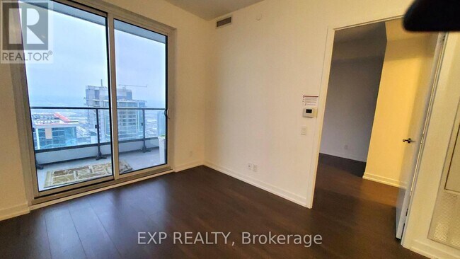 Photo - 950 Portage Pkwy Unit 6005