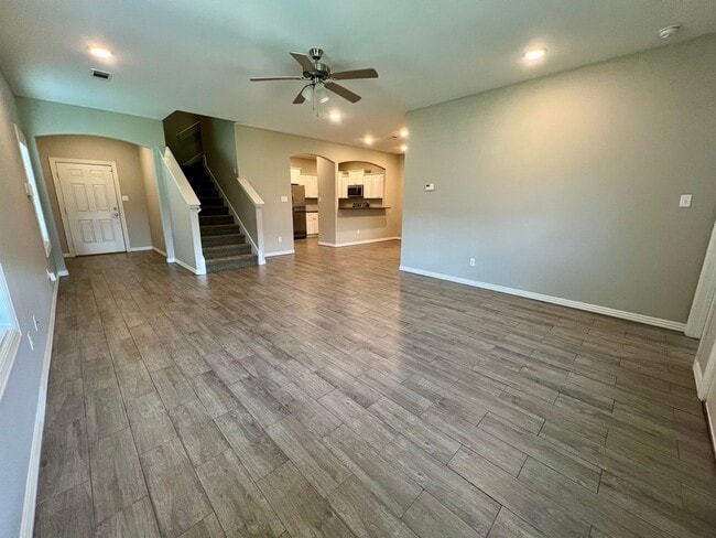 Photo - 9916 Landry Dr