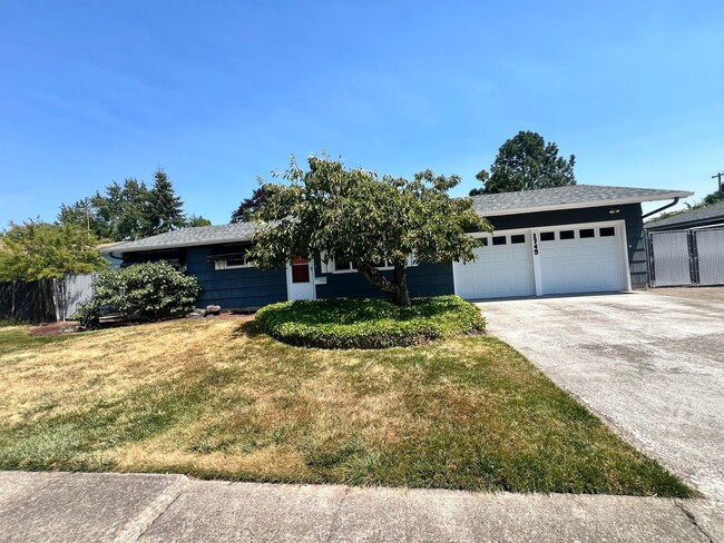 Building Photo - 3 Bedroom, 1 bath House in NW Corvallis of off Circle Blvd