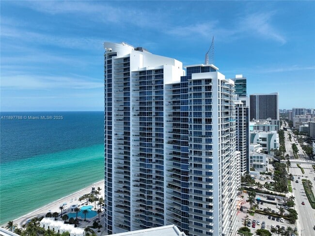 Photo - 3101 S Ocean Dr Unidad 3005