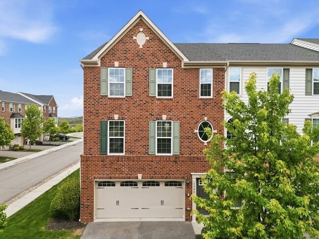 Photo - 2305 Pointe View Dr