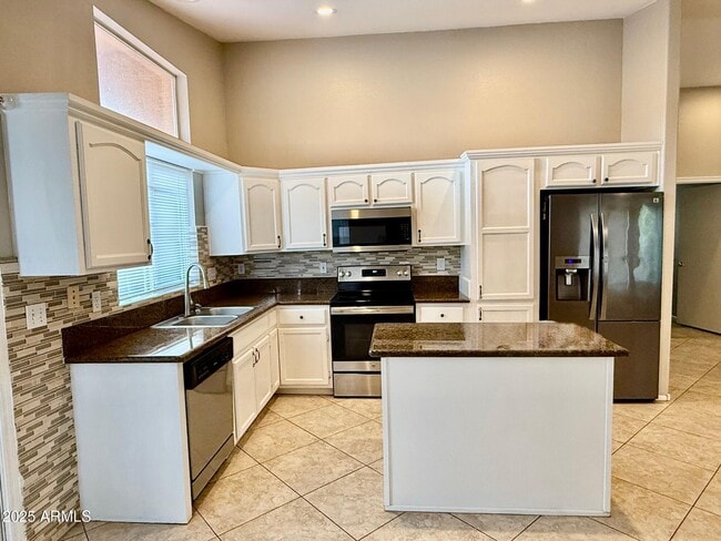 Photo - 2327 E Winchester Pl