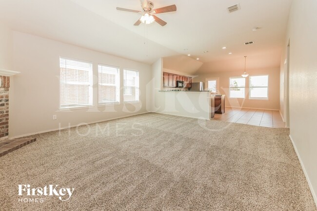 2064 Fairview Dr