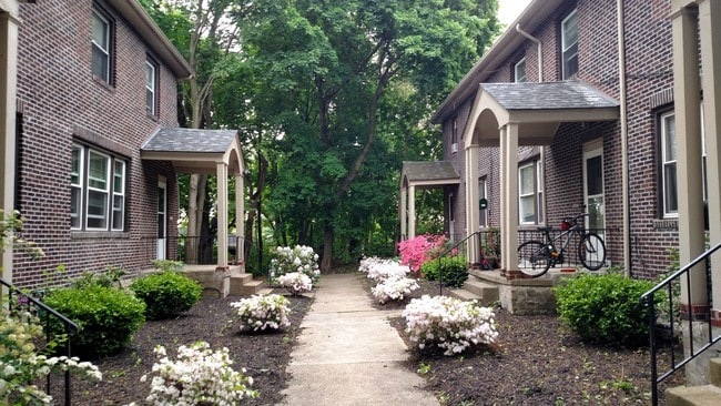 Photo - 5710 Beacon St Unidad B