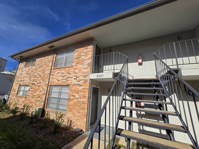 Photo - 8071 Meadow Park Dr