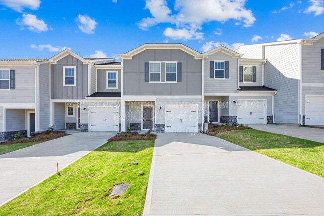 Building Photo - 5543 Worrell Wy