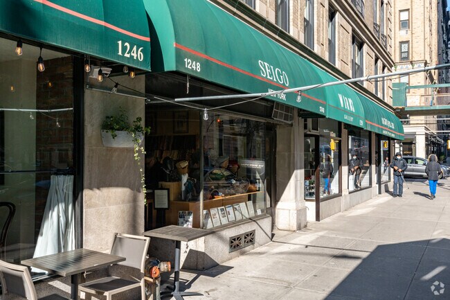 Photo - 14-30 E 90th St