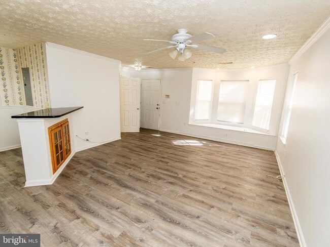 Photo - 40 Amberstone Ct