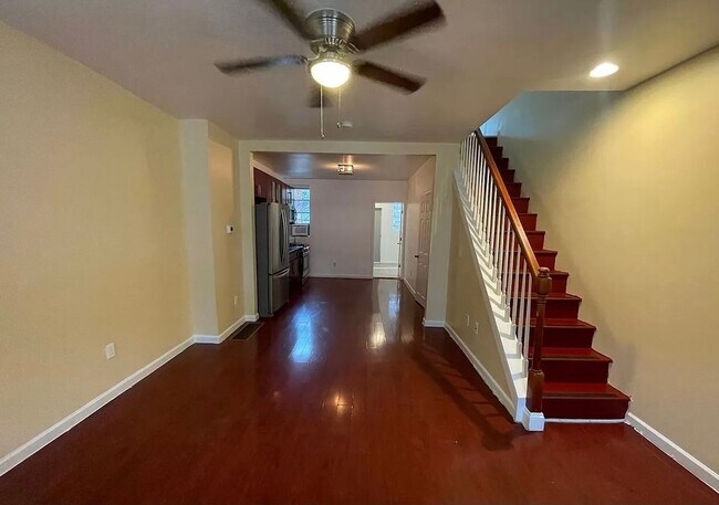 Building Photo - 5629 Malcolm St