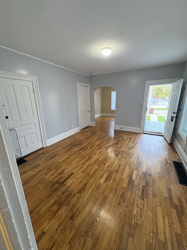 Photo - 904 Linden Grove Ave