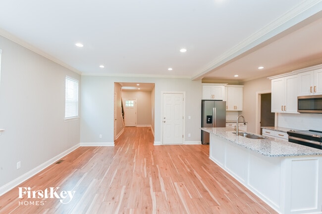 Photo - 1246 Pless St NW