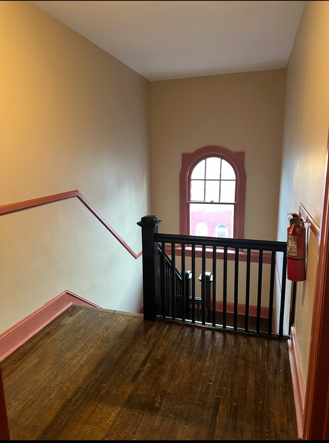 Photo - 112 E Washington St Unit 3W