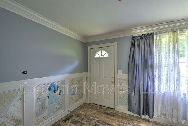 Photo - 1760 Memorial Dr Ext