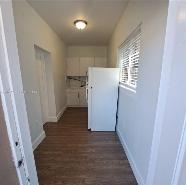 Photo - 1362 SW 2nd St Unit 17