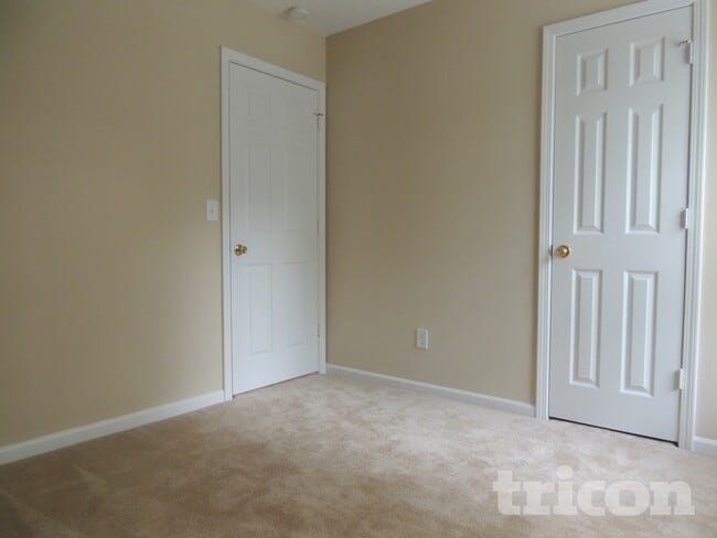 Photo - 1053 Dale Ave