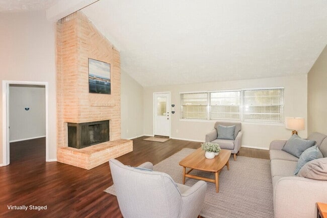 Photo - 19402 San Gabriel Dr