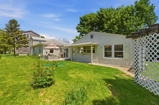 Photo - 85 Highland Ave
